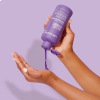 Тонуючий фіолетовий кондиціонер для освітленого волосся Lee Stafford Bleach Blondes Purple Toning Conditioner, 250 мл